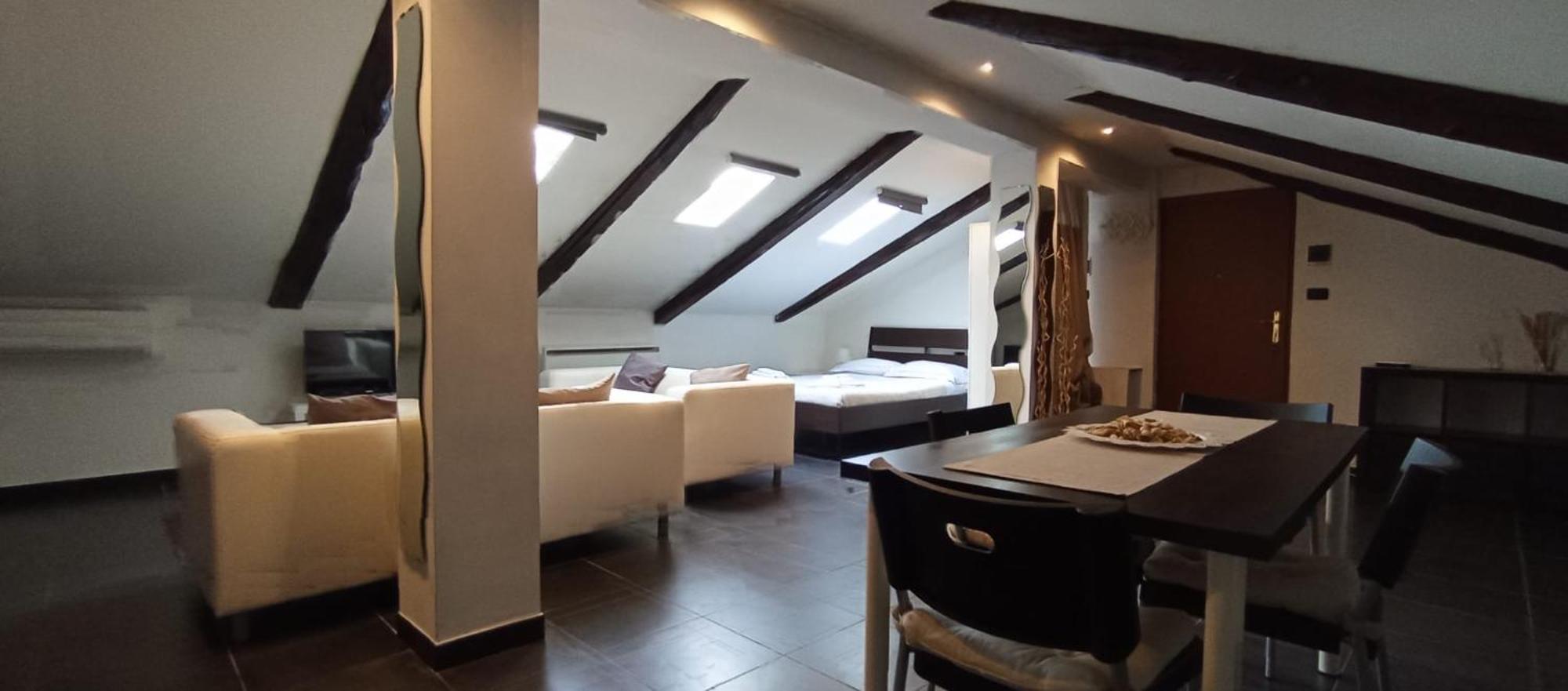 Olimpico Apartment *